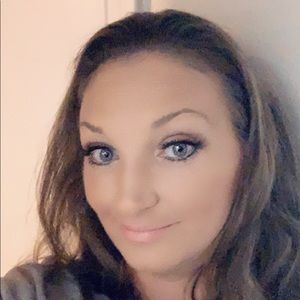 Meet your Posher, Kara